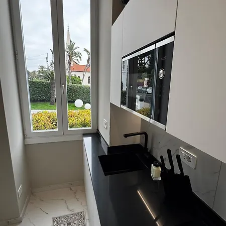 Apartament Celebrity House San Remo