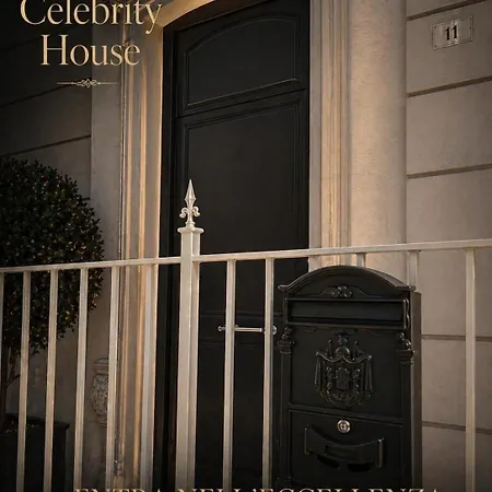 Apartament Celebrity House *